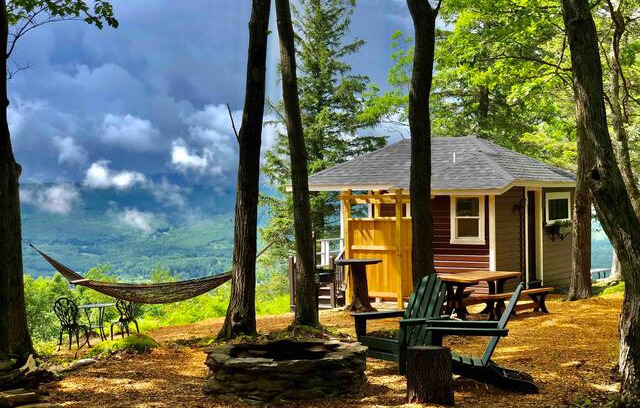 North Adams House | Mahican Cabin - A Private Nature's Reserve For 2