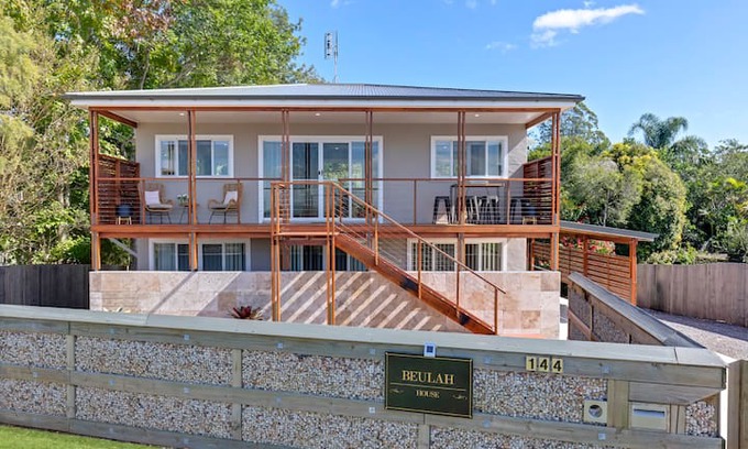 Montville House | Beulah House Luxurious Holiday Accommodation