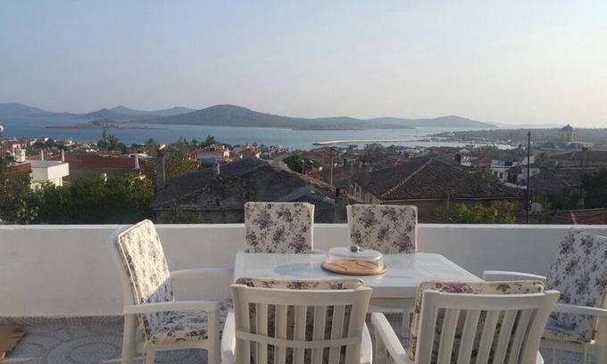 Ayvalik House | Cunda Adası Günlük Kiralık Rum Evi