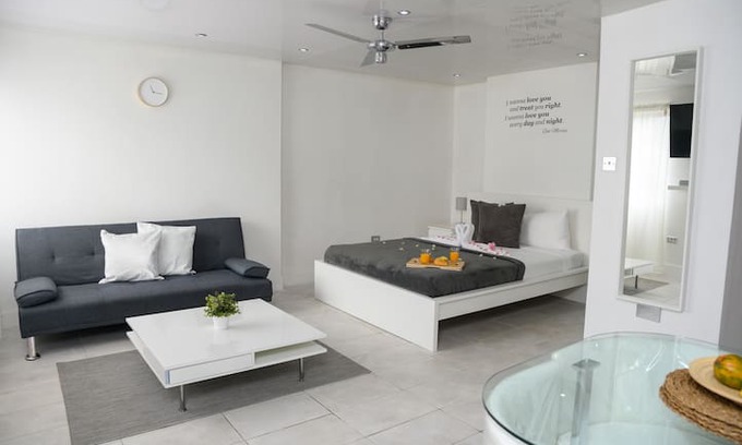 Ocho Rios Apartment | Eshae Living Newly Refurbed Studio Apartment! No 1