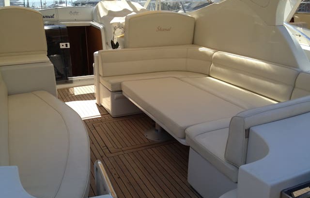 La Condamine Boat Rental | Nice Boat to sleep in Monaco port (for 4 persons)