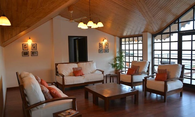 Kasauli Apartment | The Attic - 2600 sqft Penthouse with Amazing views