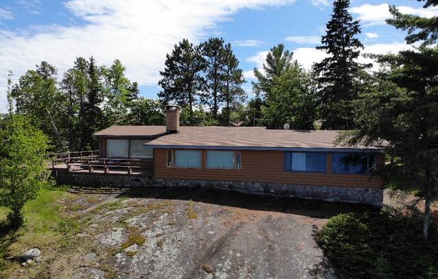 Sioux Narrows Nestor Falls Cabin | The Hunter Cabin - at Yellowbird Lodge