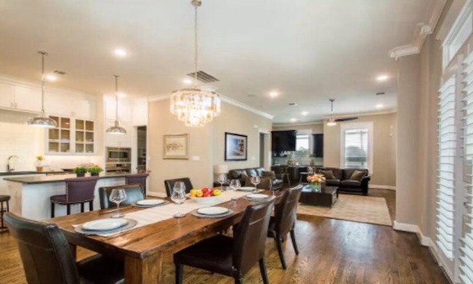 Greater Heights House | Heights Enclave 28-Luxury 3 BR 3 1/2 BA w/Elevator