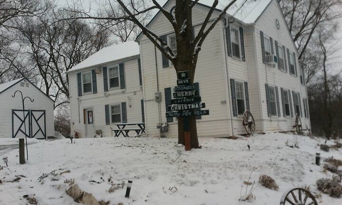 Clear Lake House | WHITE HOUSE on the HILL Bed & Breakfast