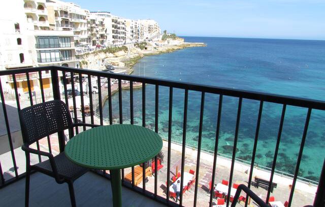 Marsalforn Apartment | Panoramic Seafront Studio S3