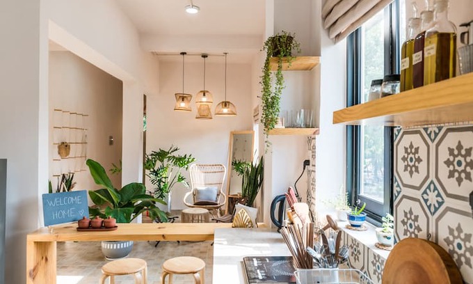 Phuong 6 Apartment | |SIECASA 2| Tranquil Spacious 2BR ● HCMC Center