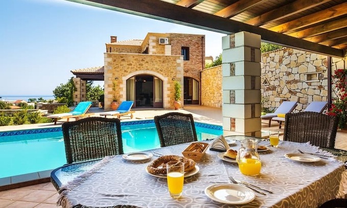 Modi Villa | Villa-Aristotelis
