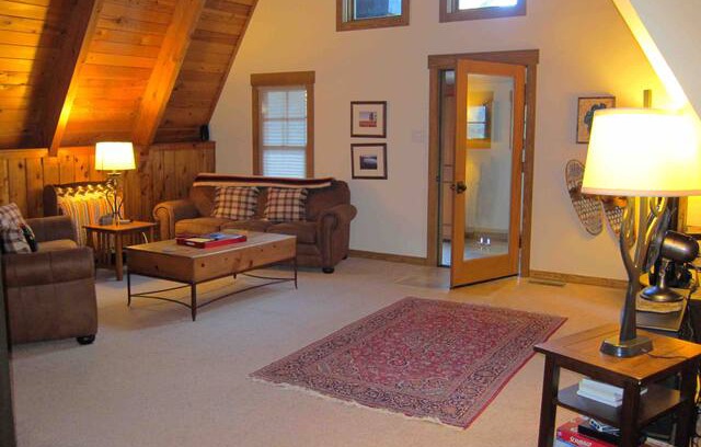 Talmont Cabin | SWEET MOUNTAIN CABIN West Shore Lake Tahoe