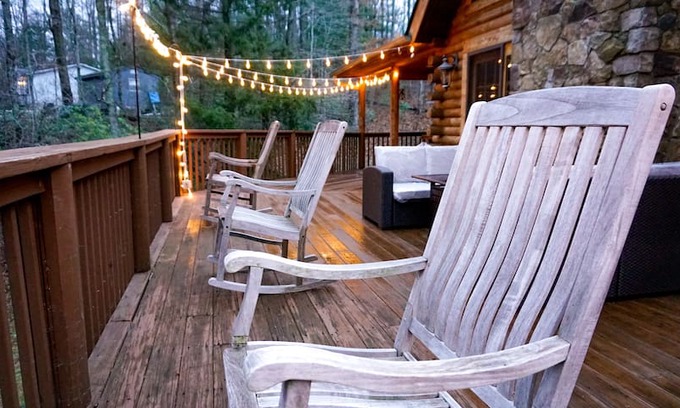 Fairview Cabin | The Bhattimore Cabin