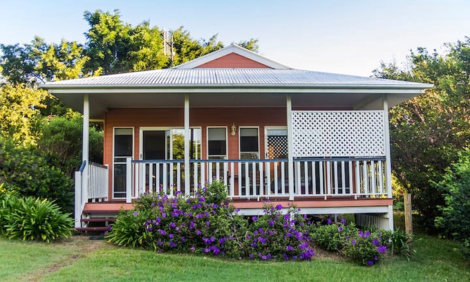 Balmoral Ridge Cabin | 2 Pines Cottage - A Little Maleny Magic