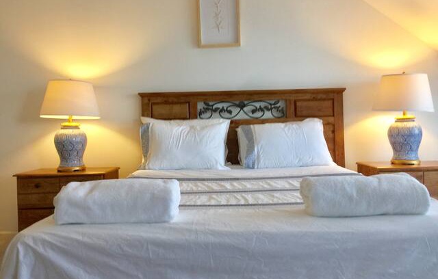 Nassau Apartment | Sandyport, Nassau - Amazing location!