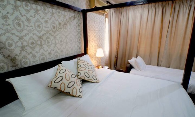 Bangsar House | Megnorma Lodge Bangsar KL 7BR (16pax) KL Sentral