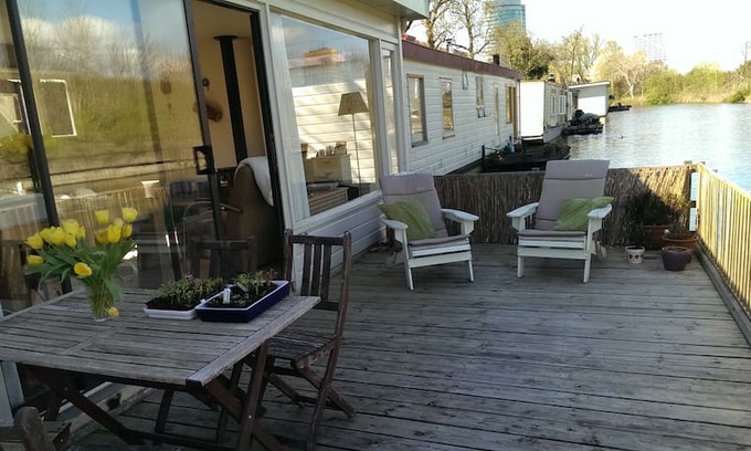 Zuidwest Boat Rental | Woonboot / Houseboat