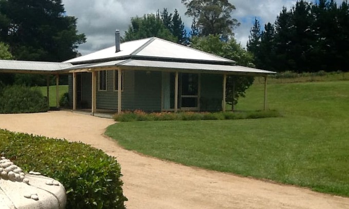 Glen Innes Other | Glen waverly Farmstay and Alpacas