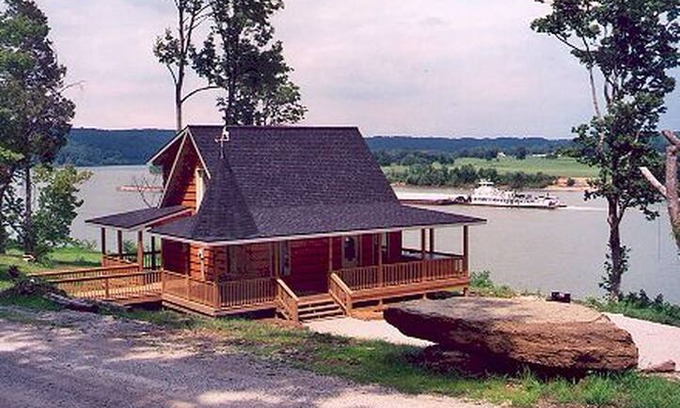 Magnet Cabin | The Moondance