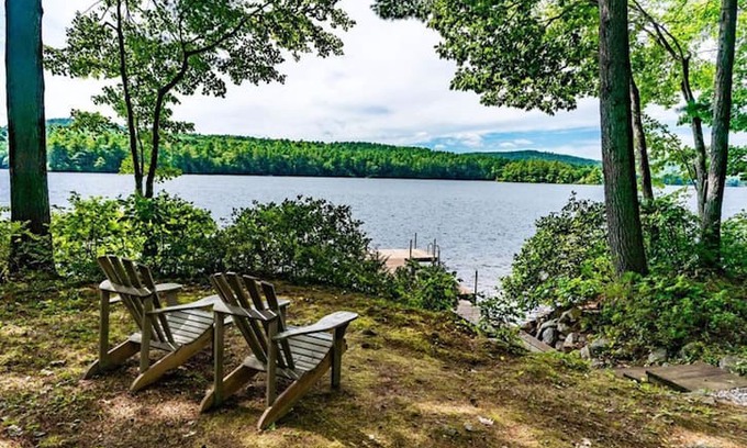 Raymond Cabin | Camp Alouette - private lakeside cottage