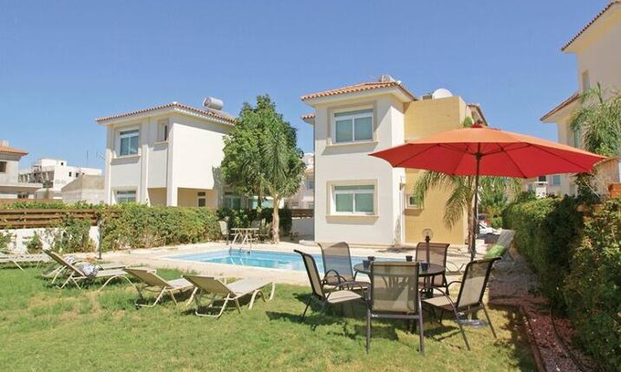 Paphos Villa | Sunny 3 badroom villa in Kato Paphos
