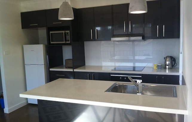 Newtown Apartment | 25 Villamanta St apartments with free Wi-Fi
