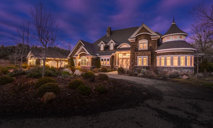 Shingle Springs House | The Mansion Swan Lake