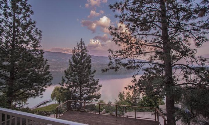 Central Okanagan Cabin | Kalamalka Lake Waterfront Paradise