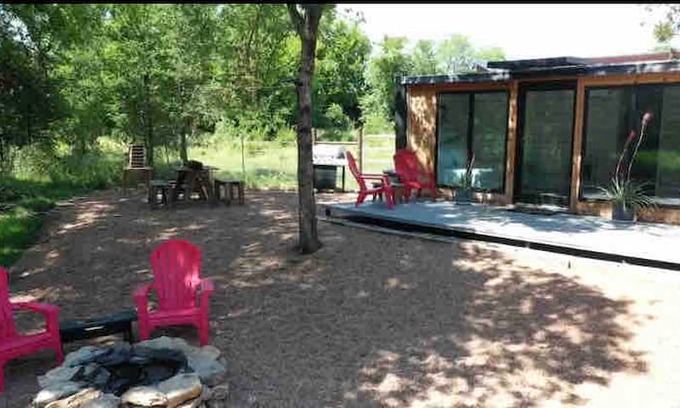 Hico House | Cabin on the Creek.Hico