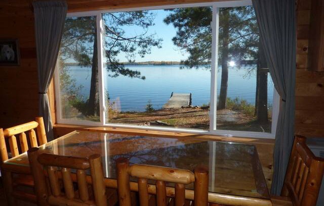 Ely Cabin | Lakeside Bear Paw Cabin - Farm Lake - Ely, MN BWCA