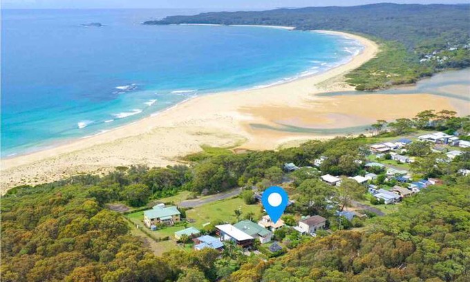 Durras North Cabin | Sea Roo’s by the Seashore 4 rooms 1 bath