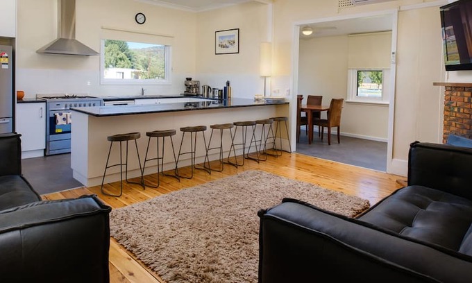 Mitta Mitta House | Murphy's House
