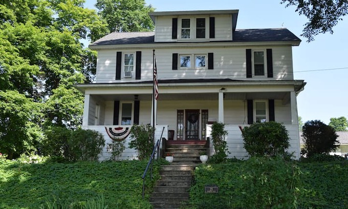 New Millport House | Shoff-Read Century Farmhouse Vacation Rental