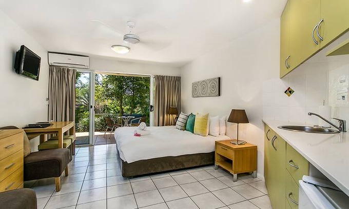 Byron Bay Apartment | Byron Bay Beach Haven Studio No. 7B