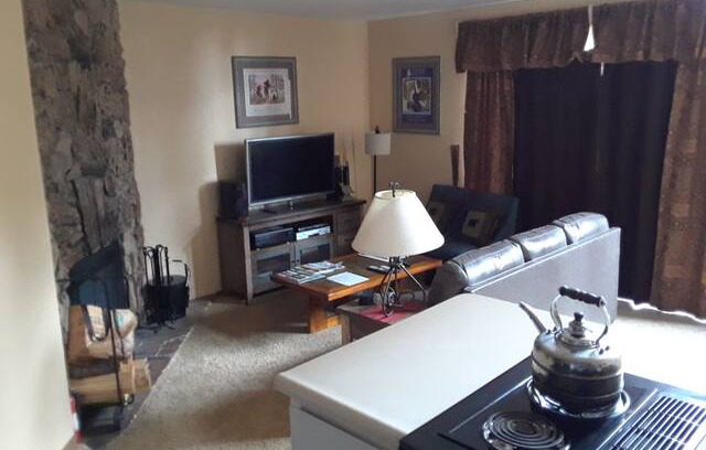 Bear Valley Apartment | Sundowner Condo 6