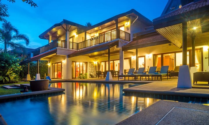 Hua Thanon Villa | Beachfront Resort Villa Baan Chang