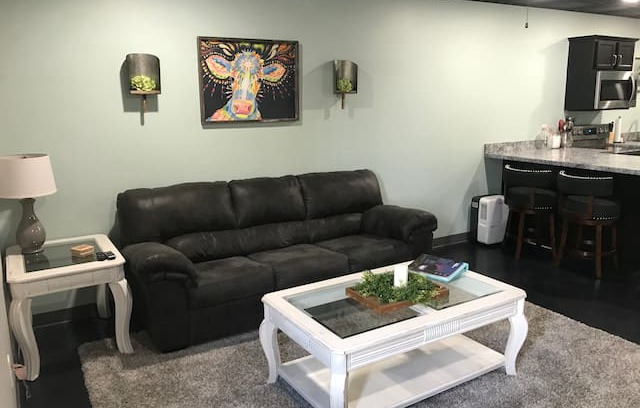 Springfield House | Farmhouse Guest Suite on Main