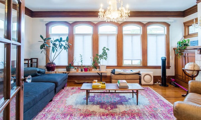 Central Richmond House | Charming and Spacious Central Richmond home