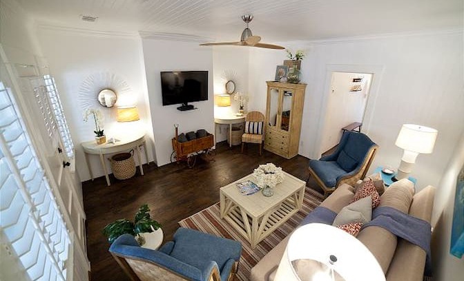 Tybee Island House | Jackie's Barefoot Cottage - Tybee Island, Ga