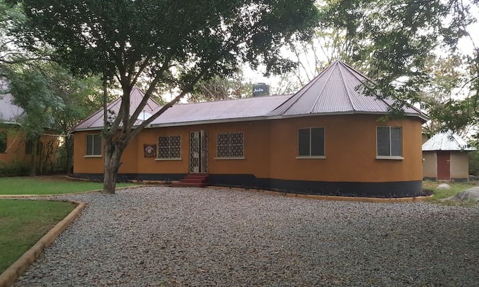 Mwanza House | Charming Bungalow