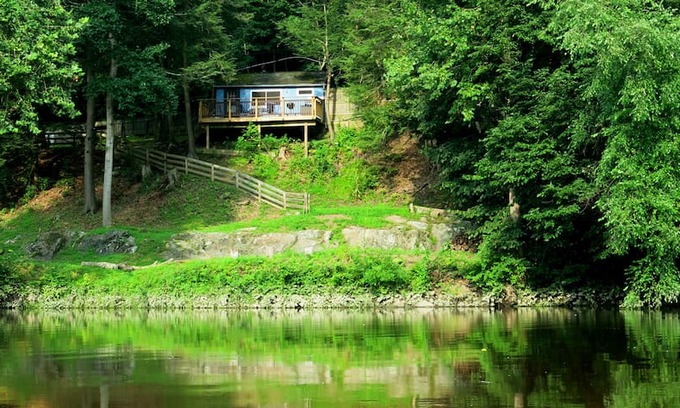 Mount Marion Cabin | 'The Blue Jay Cottage' - Privacy With A View!