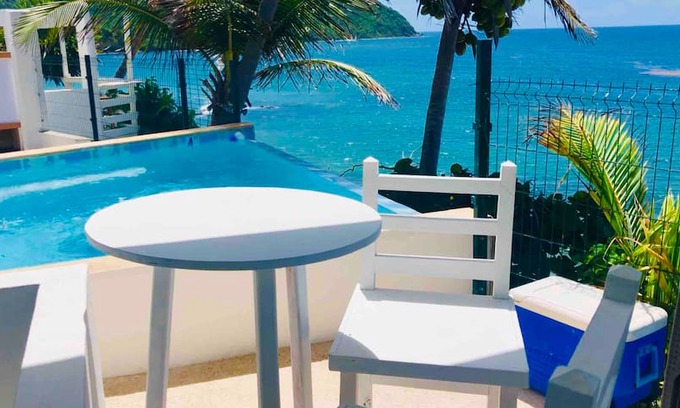 Emajagua House | Santorini Guest House Ocean Front Paradise!