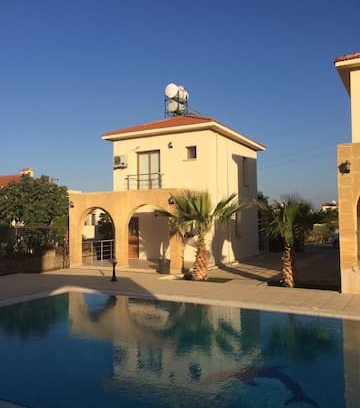 Kyrenia Villa | Girne bölgesinde havuzlu manzaralı Villa