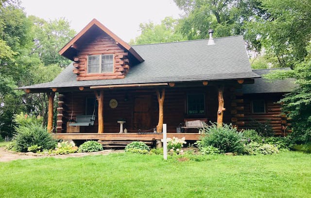 Earlville Cabin | Cabin in the Woods