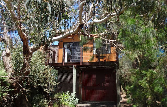 Cape Woolamai House | Private tree house, short walk to beach