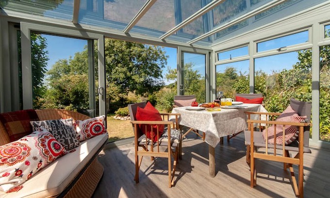 Haverfordwest House | Clogmakers Cottage