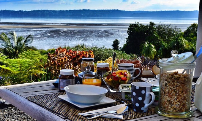 Te Atatu Peninsula Bed & Breakfast | Waterfront Paradise, Awesome Views