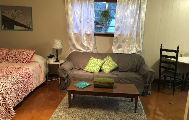University District House | East Memphis Guest House, Long term friendly!