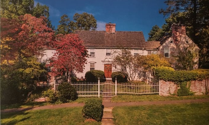 Farmington House | The Cedars— Historic charming estate