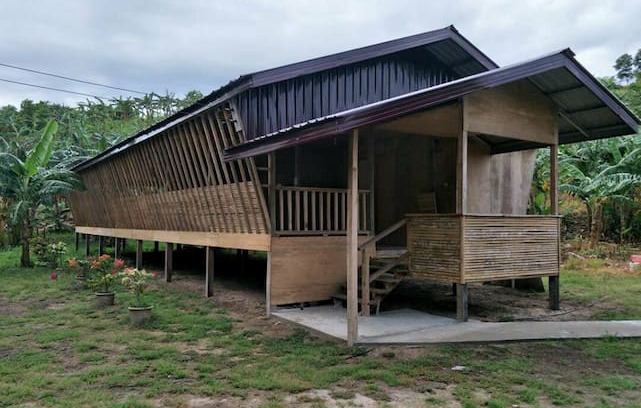 Kota Marudu House | Teringai Beach Cafe & Lodge