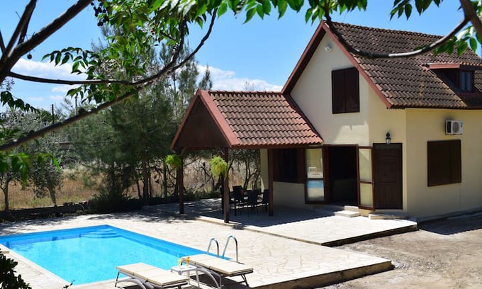 Dali House | Tranquility cottage Agridi.