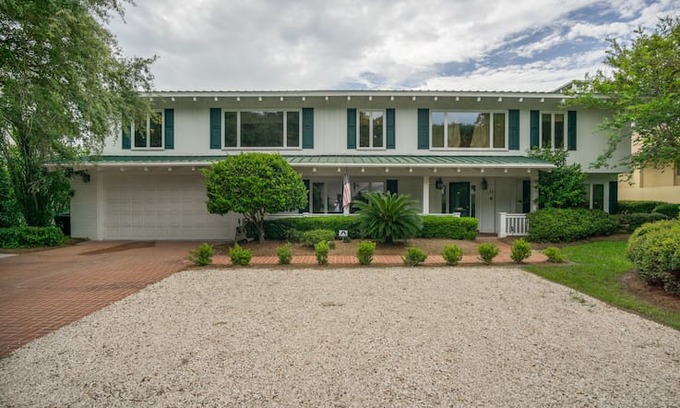 Jekyll Island House | Life Is Bliss Cottage - Oceanfront / Heated Pool