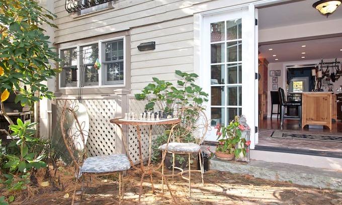 Lambertville House | Secret Garden in Lambertville